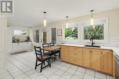 1444 Charlebois Avenue Ottawa ON K1E 3W5