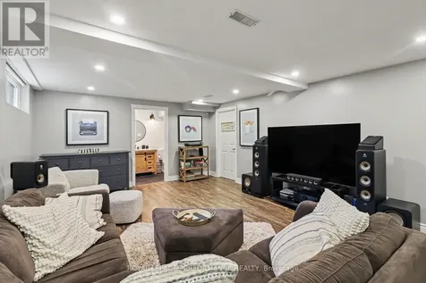 1444 Charlebois Avenue Ottawa ON K1E 3W5