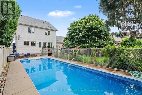 1444 Charlebois Avenue Ottawa ON K1E 3W5