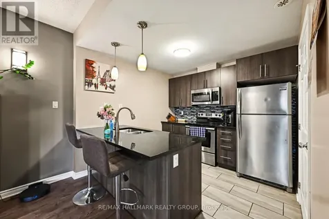 140 Mocha Private Ottawa ON K1T 0K5