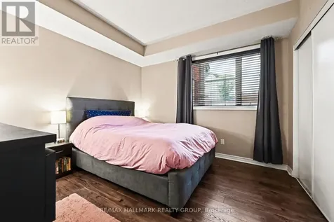 140 Mocha Private Ottawa ON K1T 0K5
