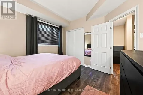 140 Mocha Private Ottawa ON K1T 0K5