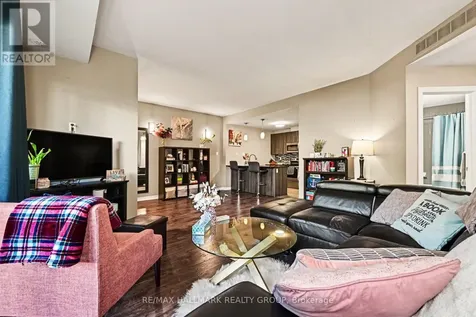 140 Mocha Private Ottawa ON K1T 0K5