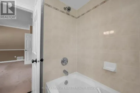 20 Mary Hill Crescent Ottawa ON K0A 2Z0