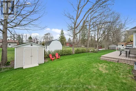 20 Mary Hill Crescent Ottawa ON K0A 2Z0