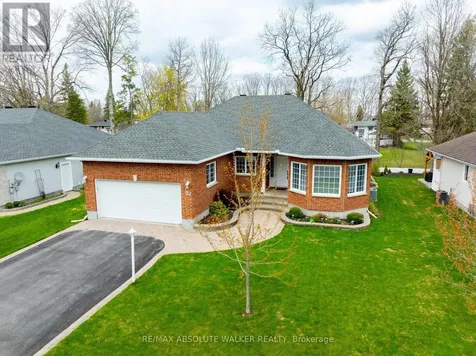 20 Mary Hill Crescent Ottawa ON K0A 2Z0