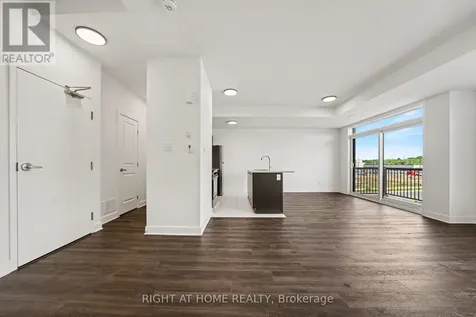 1055 Cedar Creek Drive Ottawa ON K1X 0G3
