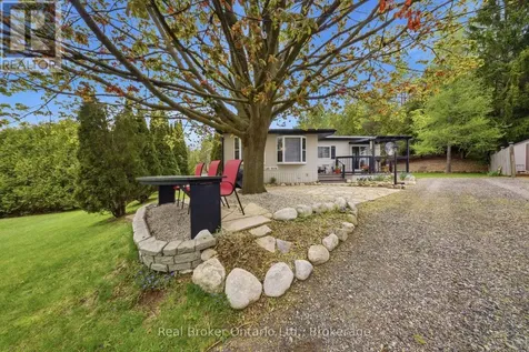 230 Mountain Ash Road North Dumfries ON N0B 1E0
