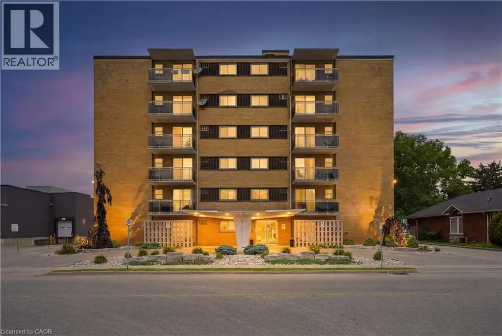87 St George Street Brantford ON N3R 1V5