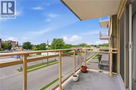 87 St George Street Brantford ON N3R 1V5