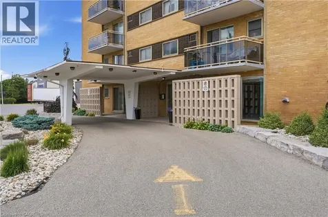 87 St George Street Brantford ON N3R 1V5