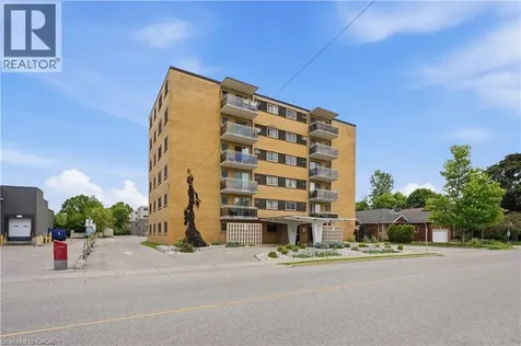 87 St George Street Brantford ON N3R 1V5