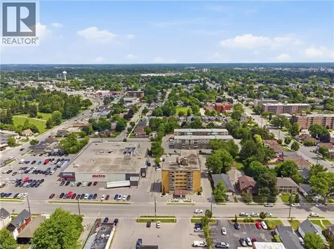 87 St George Street Brantford ON N3R 1V5