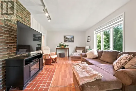 200 Walters Road Laurentian Valley ON K8A 6W5