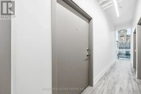 11 Queen Street East Brantford ON N3T 3B1
