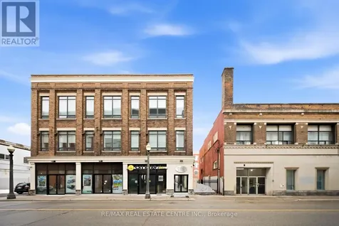 11 Queen Street East Brantford ON N3T 3B1