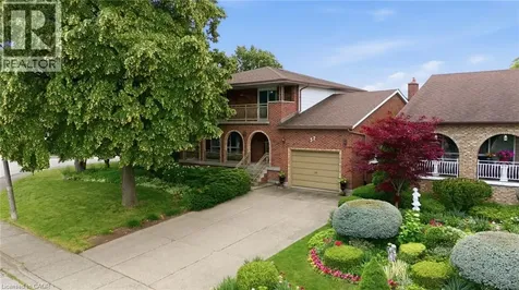 57 Neil Avenue Stoney Creek ON L8G 2N1