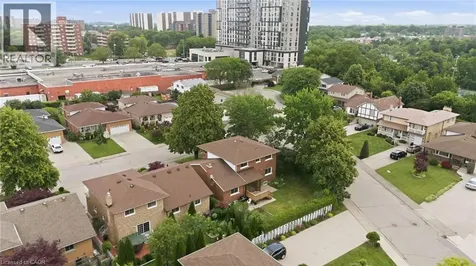 57 Neil Avenue Stoney Creek ON L8G 2N1
