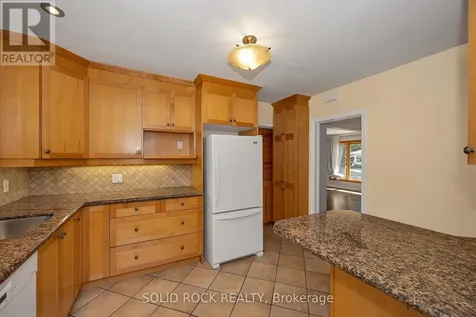 1235 Major Street Ottawa ON K2C 2S3