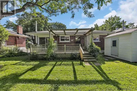 1235 Major Street Ottawa ON K2C 2S3
