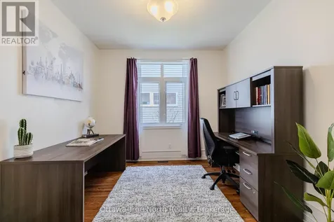 19 Black Tern Crescent Ottawa ON K2M 2Z4