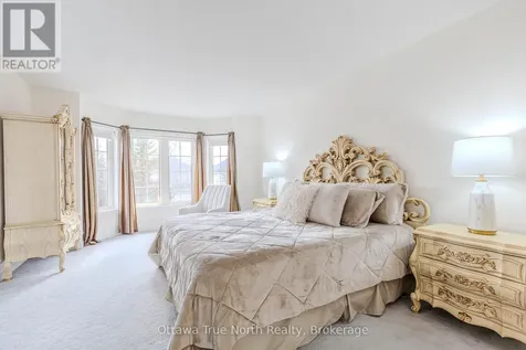 19 Black Tern Crescent Ottawa ON K2M 2Z4