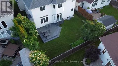 19 Black Tern Crescent Ottawa ON K2M 2Z4