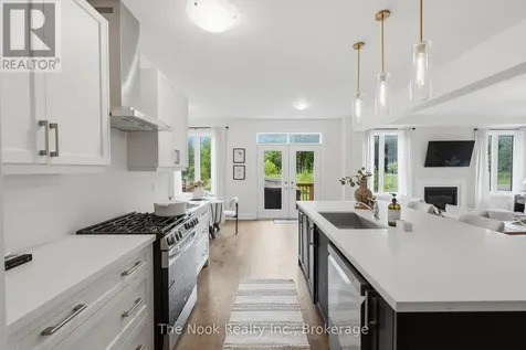 32 Priory Drive Whitby ON L1P 0L1