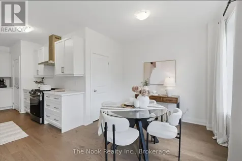 32 Priory Drive Whitby ON L1P 0L1