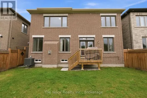 32 Priory Drive Whitby ON L1P 0L1
