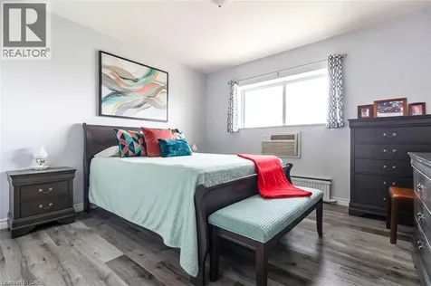 8 Woodman Drive Hamilton ON L8K 4C9