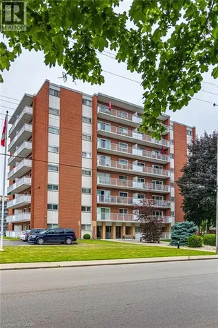 8 Woodman Drive Hamilton ON L8K 4C9