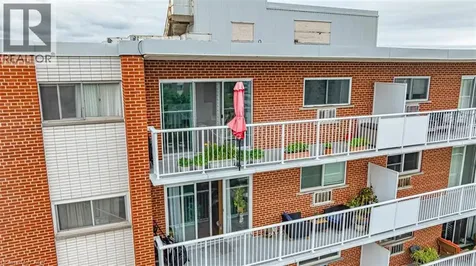 8 Woodman Drive Hamilton ON L8K 4C9