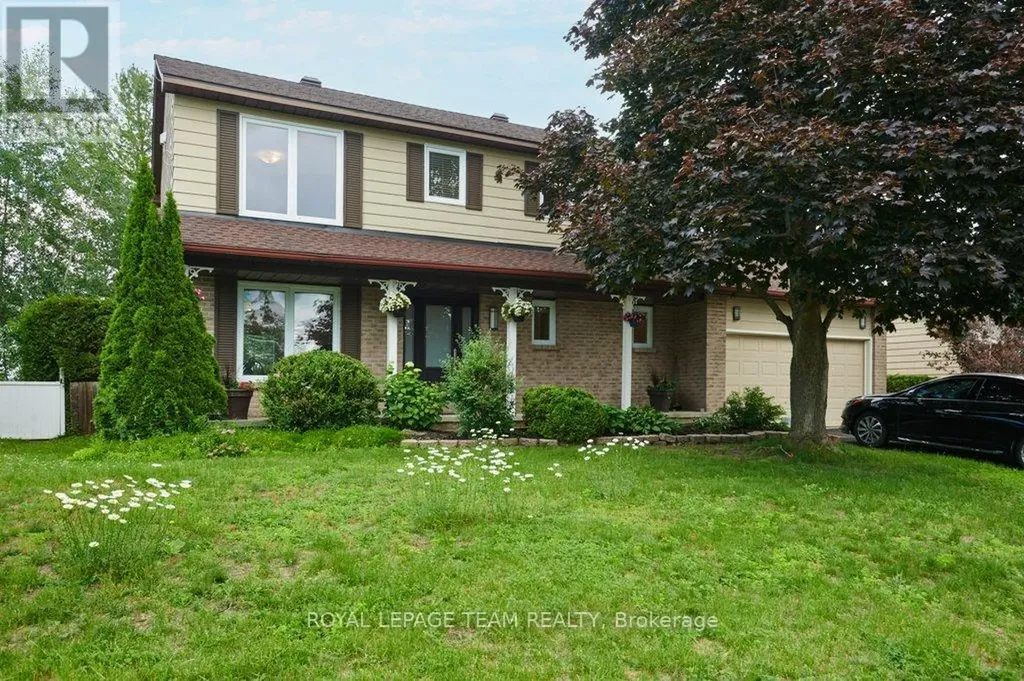332 Liard Street Ottawa ON K2S 1J8