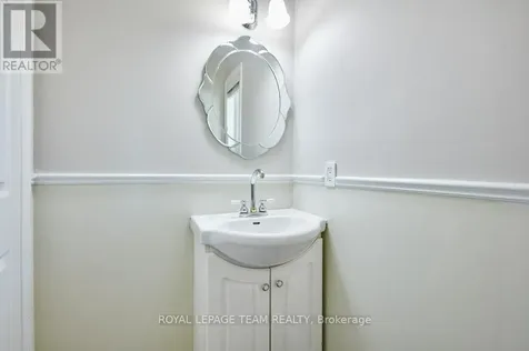 332 Liard Street Ottawa ON K2S 1J8