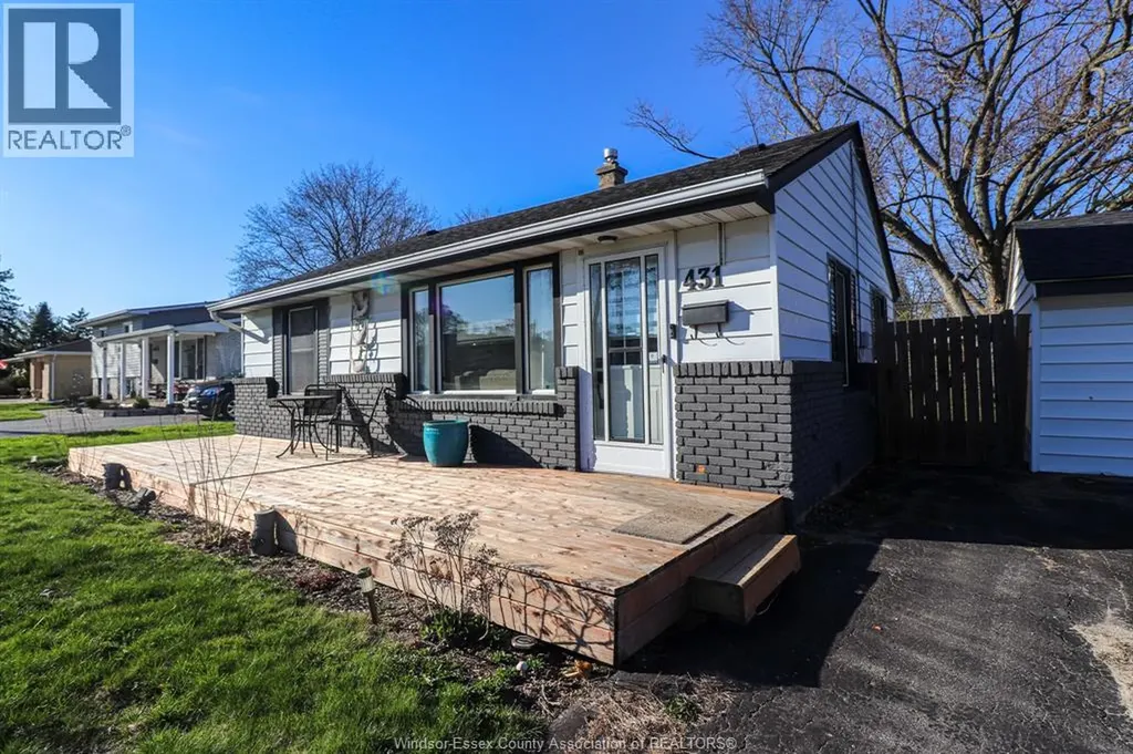 431 Maple Lasalle ON N9J 1P3