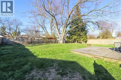 431 Maple Lasalle ON N9J 1P3