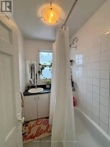 421 Lisgar Street Ottawa ON K1R 5G9
