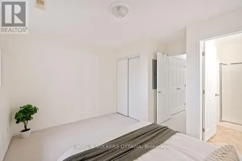 270 Espin Heights Ottawa ON K2J 0Y8