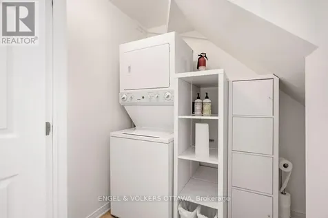 270 Espin Heights Ottawa ON K2J 0Y8