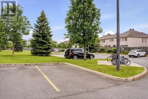270 Espin Heights Ottawa ON K2J 0Y8