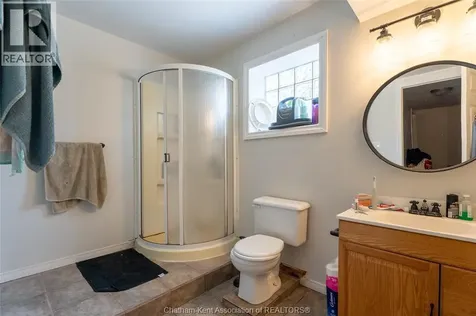 8 Hampton Court Chatham ON N7M 6K9