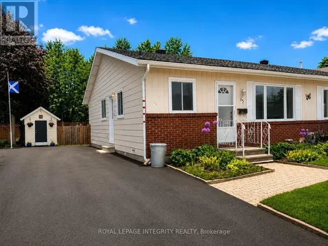 65 Rothesay Drive Ottawa ON K2L 1N6