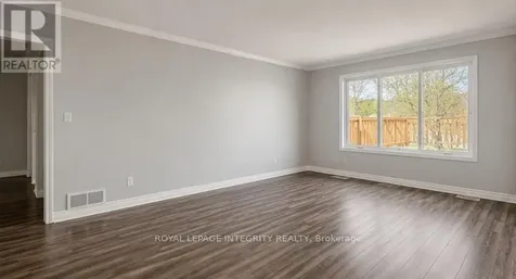 65 Rothesay Drive Ottawa ON K2L 1N6