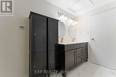 820 Cahill Drive West Ottawa ON K1V 9K4