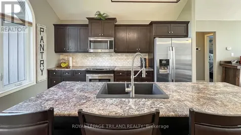 8447 Keith Street Lambton Shores ON N0N 1J0