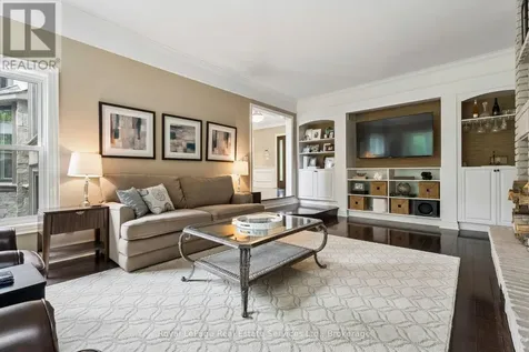 1 Stonebury Place Hamilton ON L8B 0Z1