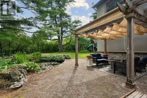 1 Stonebury Place Hamilton ON L8B 0Z1