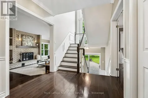1 Stonebury Place Hamilton ON L8B 0Z1