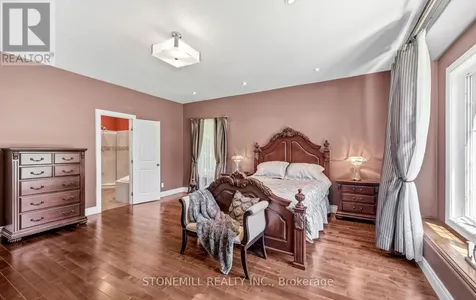 868 Eastdale Drive Wasaga Beach ON L9Z 2R2